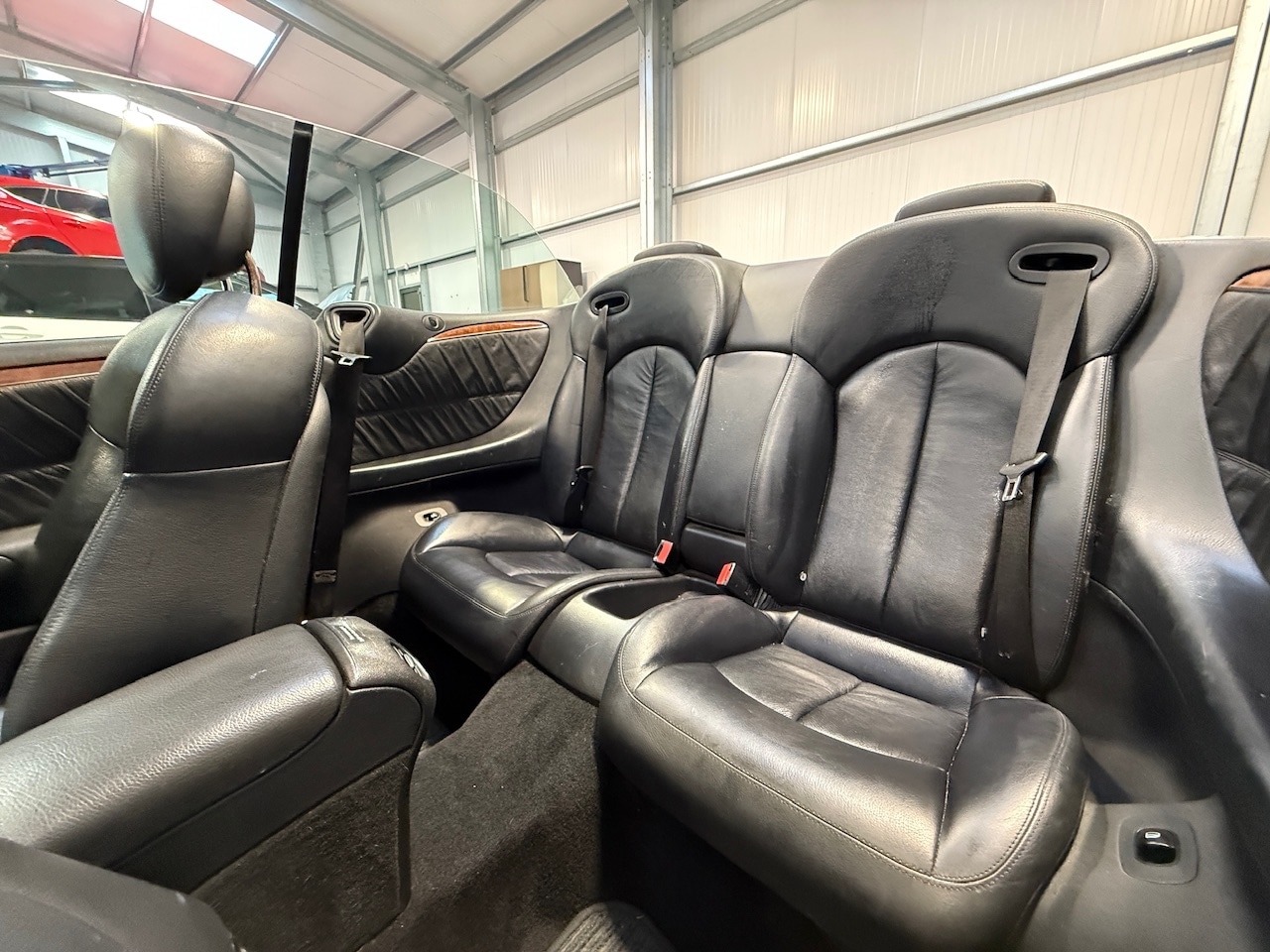 Used Mercedes-Benz CLK 2005 for sale - 76933058: Photo 31