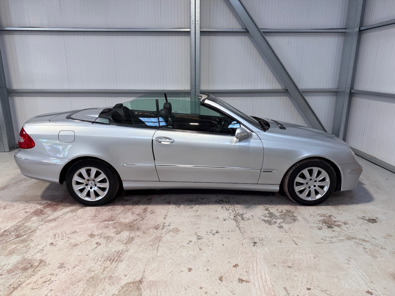 Used Mercedes-Benz CLK 2005 for sale - 76933058: Photo 38