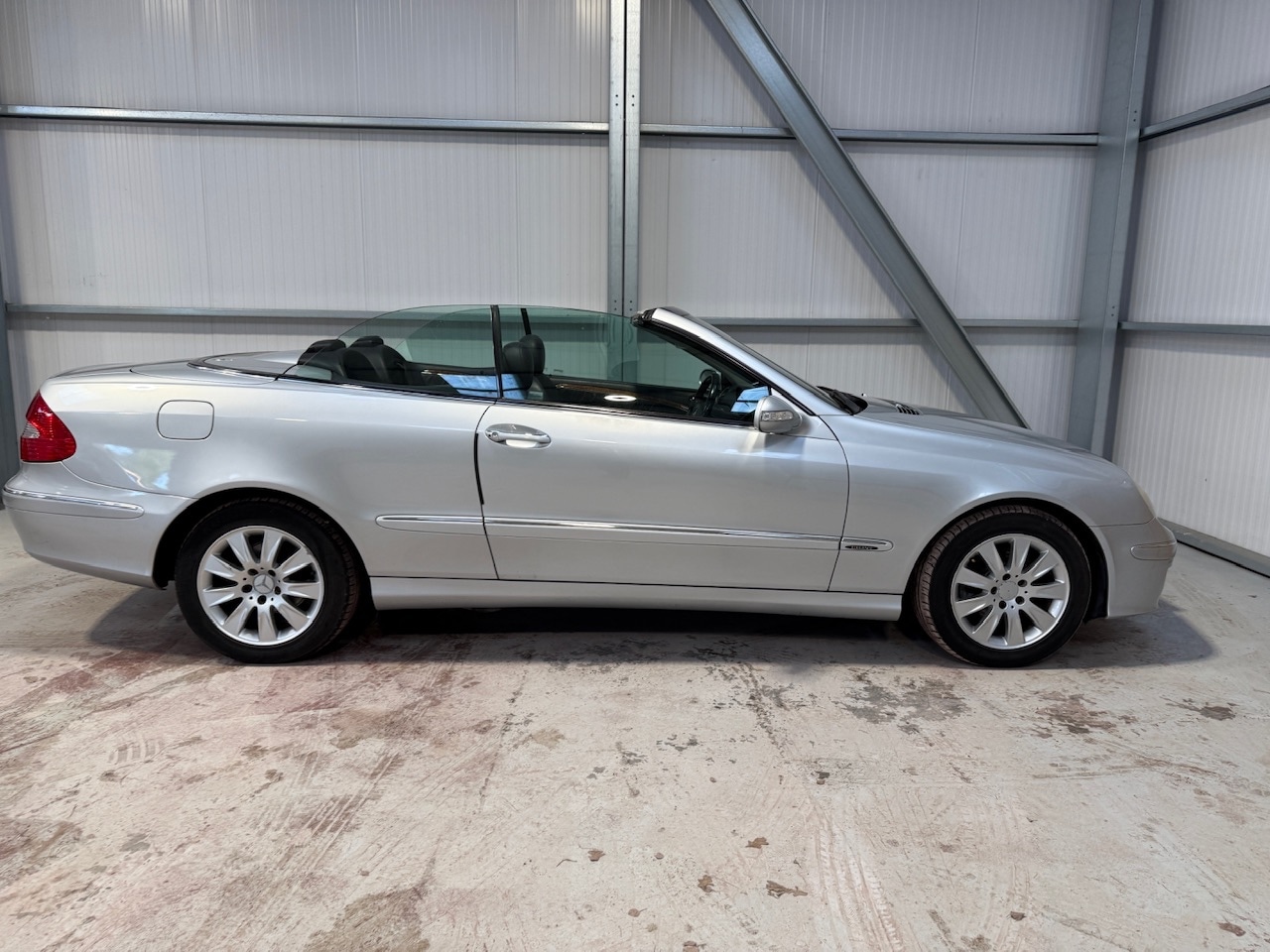 Used Mercedes-Benz CLK 2005 for sale - 76933058: Photo 39