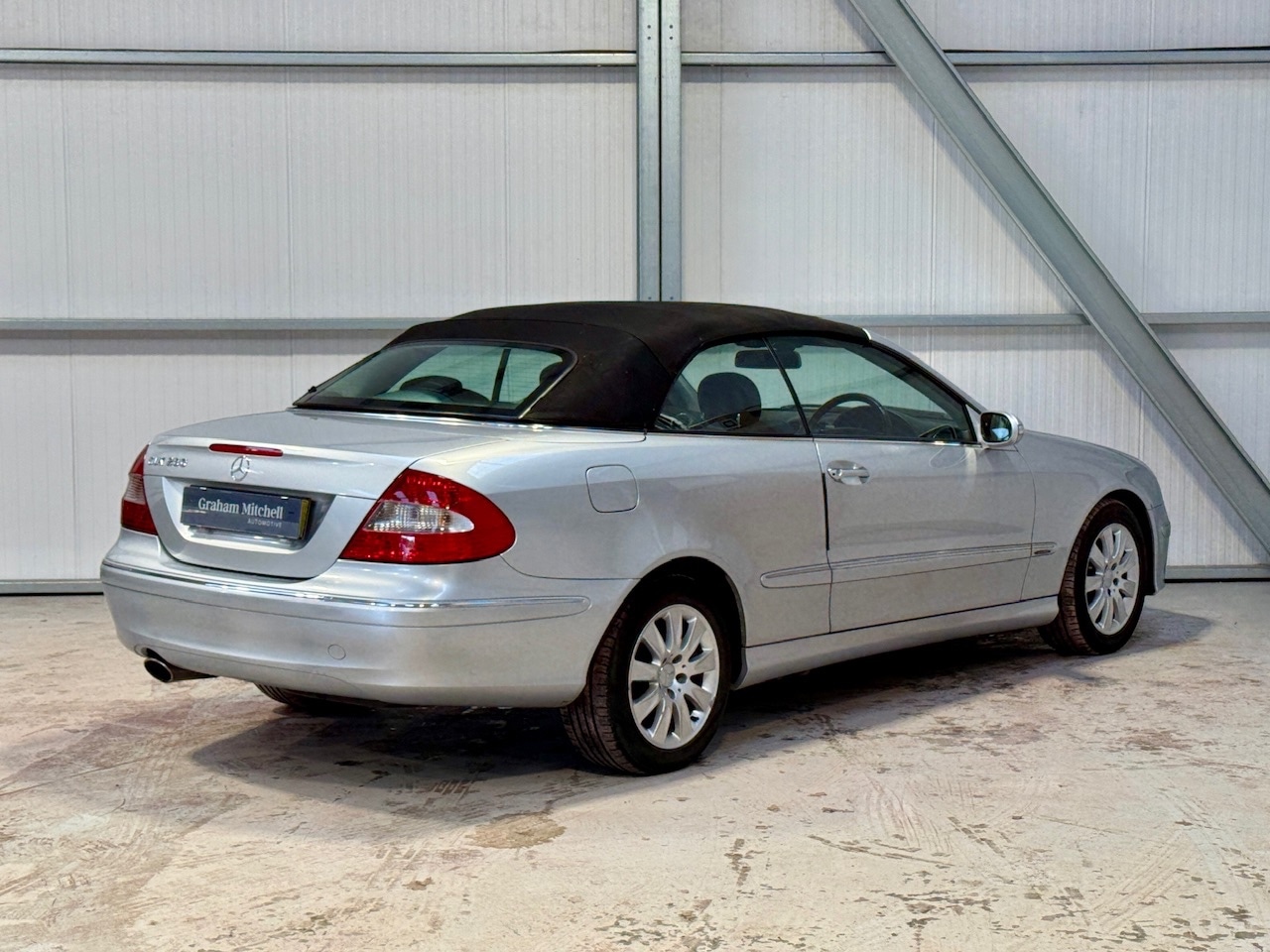 Used Mercedes-Benz CLK 2005 for sale - 76933058: Photo 8