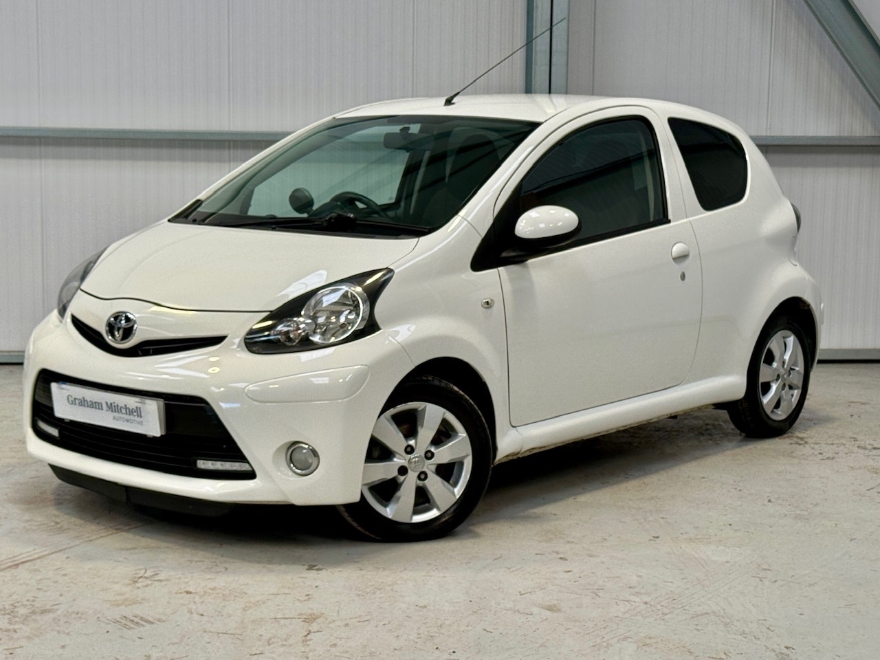 Used Toyota AYGO 2013 for sale - 76193309: Photo 8