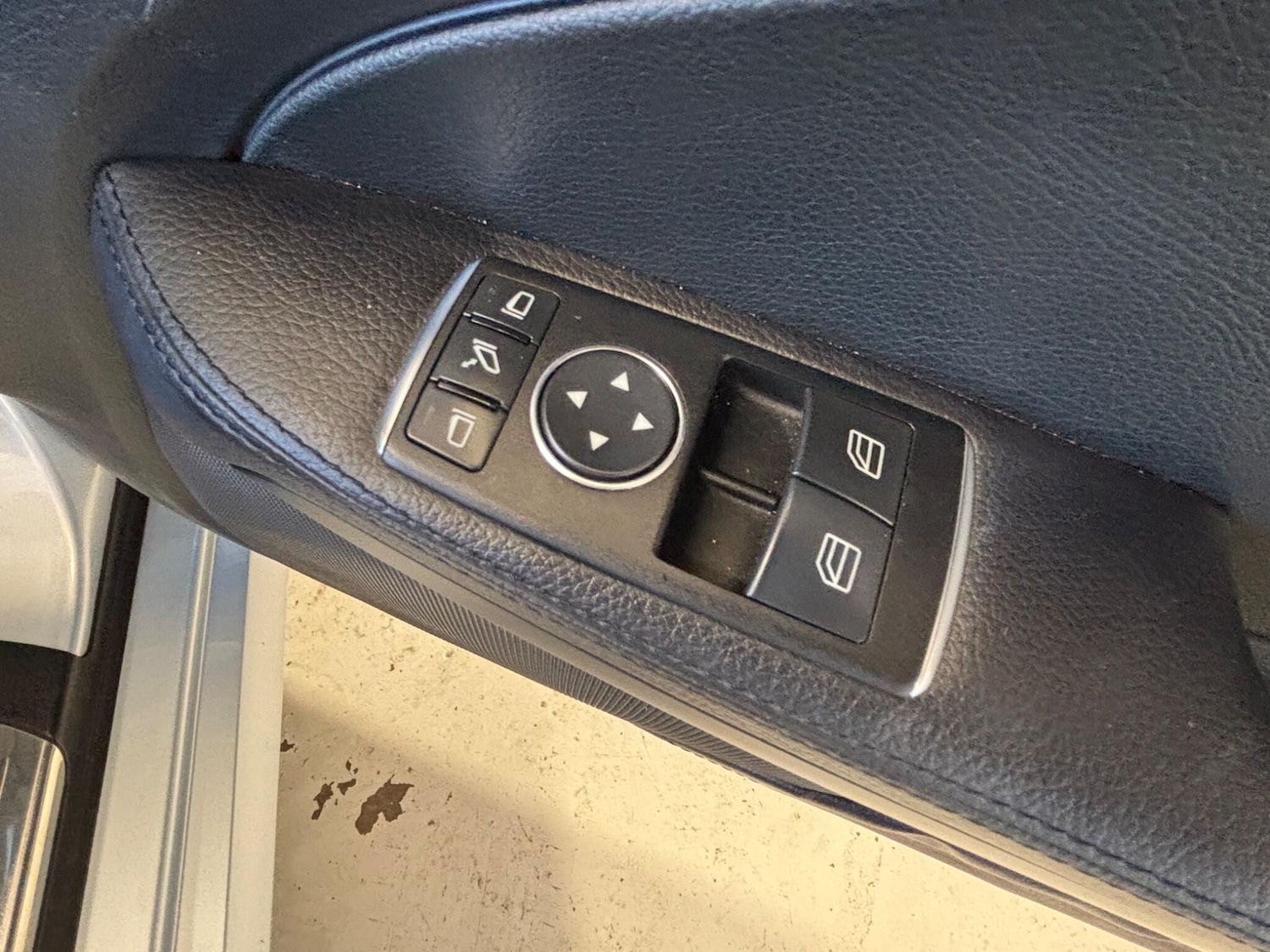 Used Mercedes-Benz SLK for sale - 77753712: Photo 28