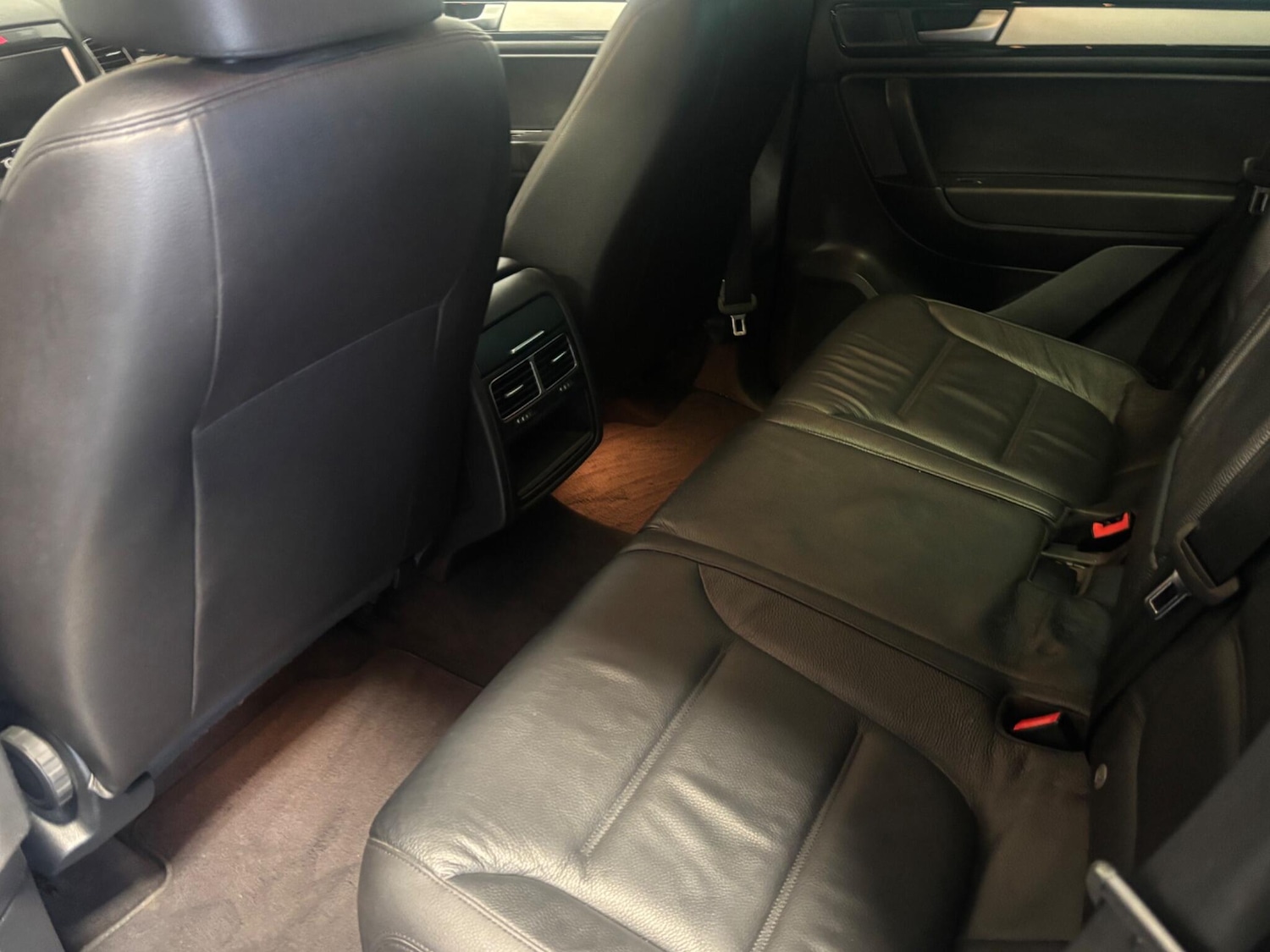 Used Volkswagen Touareg 2014 for sale - 77598382: Photo 26