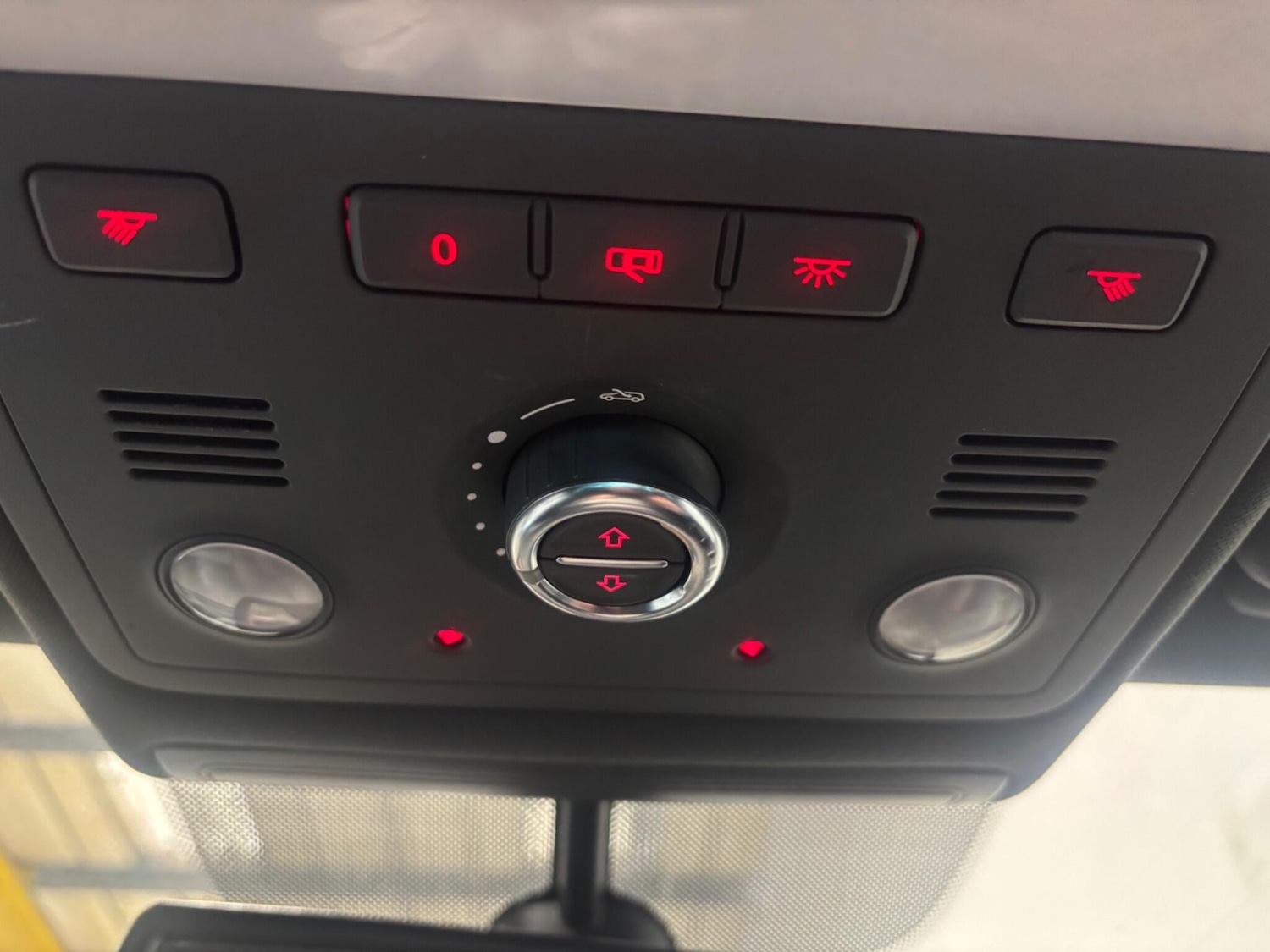 Used Volkswagen Touareg 2014 for sale - 77598382: Photo 30