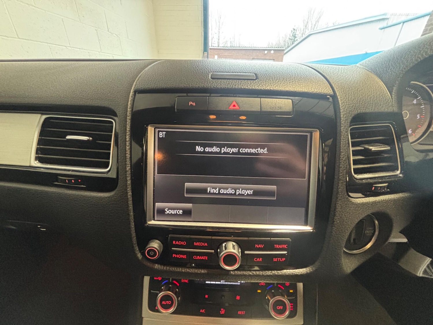 Used Volkswagen Touareg 2014 for sale - 77598382: Photo 35