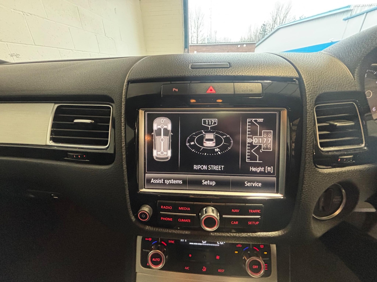 Used Volkswagen Touareg 2014 for sale - 77598382: Photo 37