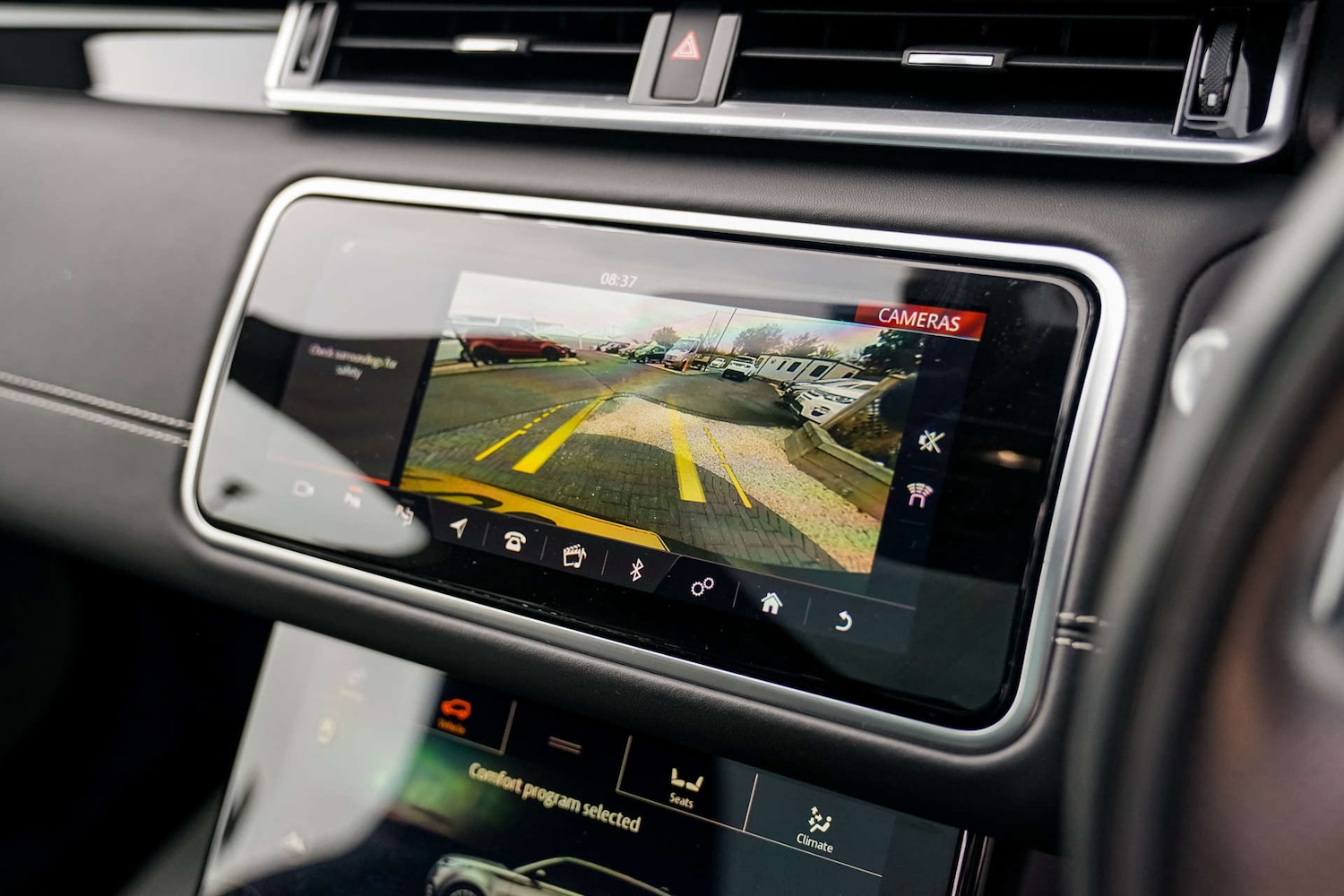 Used Land Rover Range Rover Velar 2017 for sale - 76352610: Photo 14