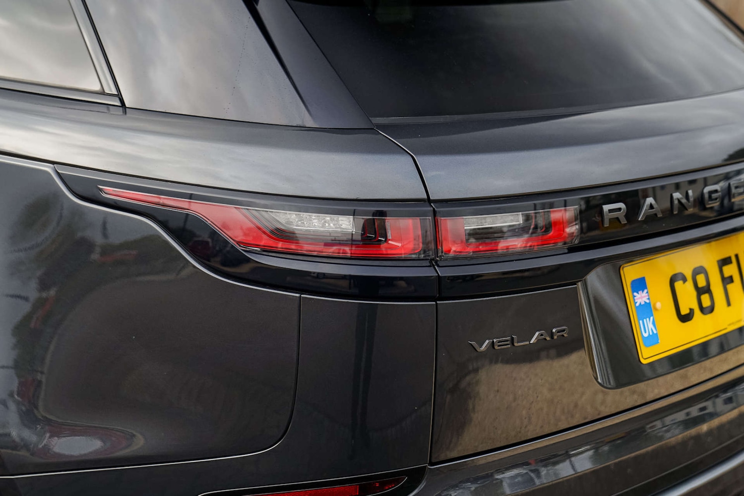 Used Land Rover Range Rover Velar 2017 for sale - 76352610: Photo 7