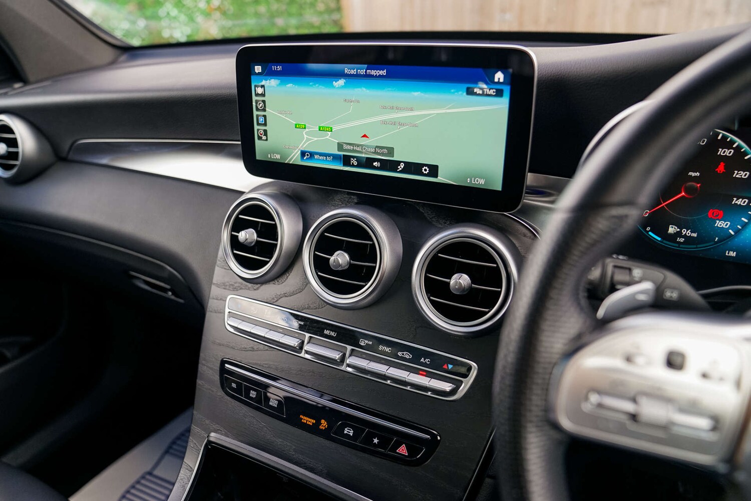 Used Mercedes-Benz GLC 2020 for sale - 76393358: Photo 15