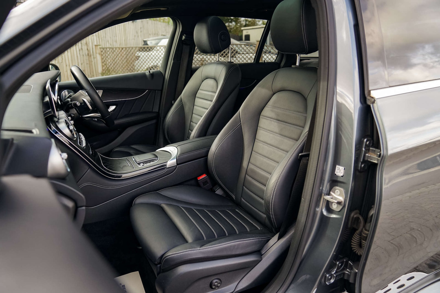 Used Mercedes-Benz GLC 2020 for sale - 76393358: Photo 19