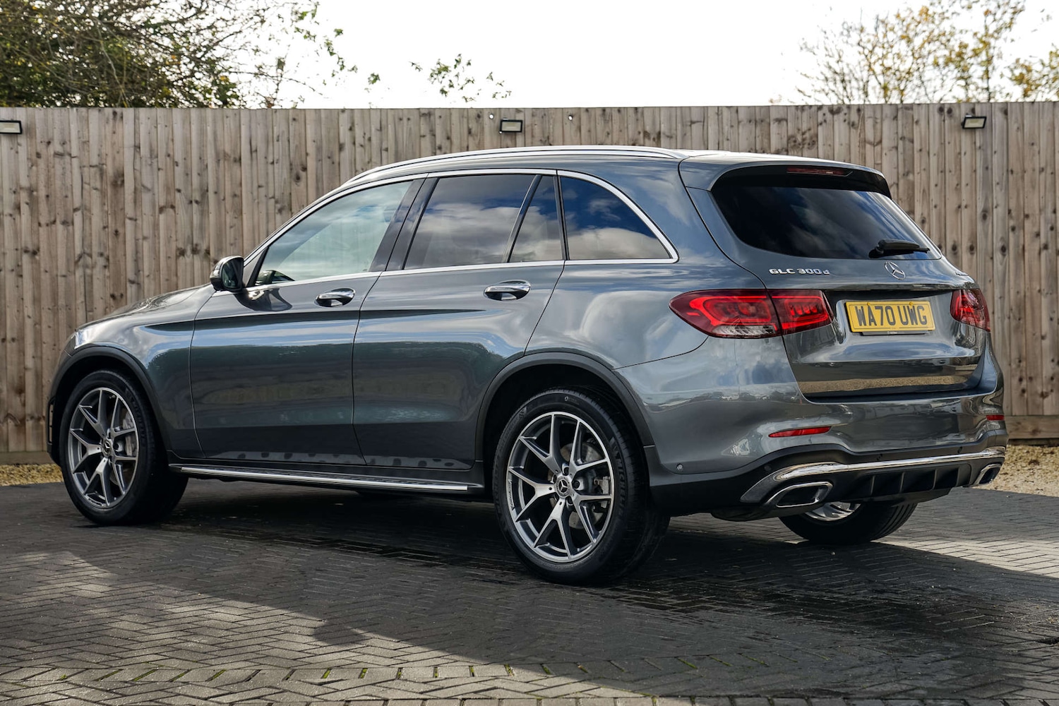 Used Mercedes-Benz GLC 2020 for sale - 76393358: Photo 3