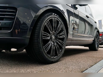 Used Land Rover Range Rover 2021 for sale - 76235436: Photo