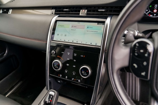 Used Land Rover Discovery Sport 2019 for sale - 76322849: Photo 16