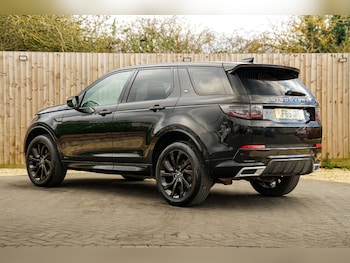 Used Land Rover Discovery Sport 2019 for sale - 76322849: Photo