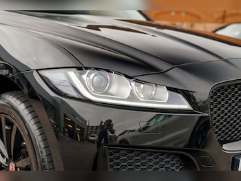 Used Jaguar F-Pace 2020 for sale - 76243972: Photo