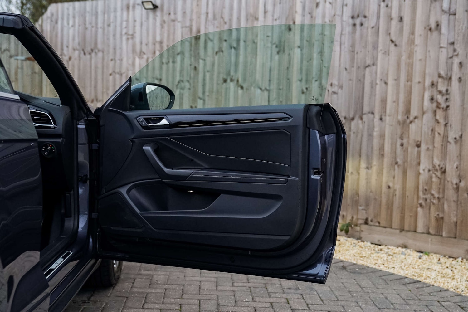 Used Volkswagen T-Roc 2024 for sale - 76381499: Photo 12