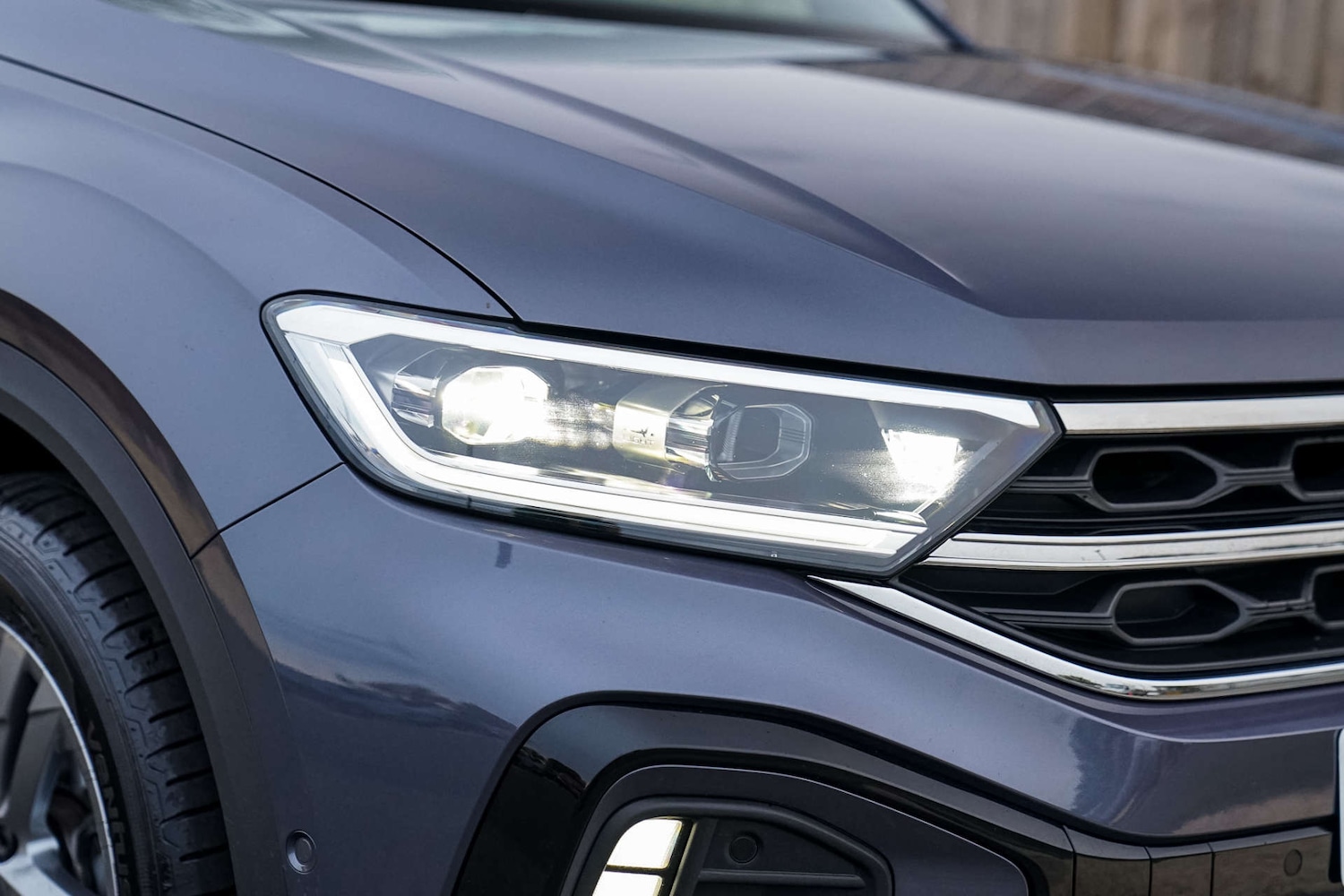 Used Volkswagen T-Roc 2024 for sale - 76381499: Photo 3