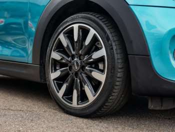 Used MINI Convertible 2018 for sale - 74706518: Photo