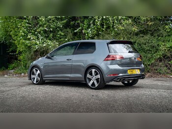 Used Volkswagen Golf 2017 for sale - 78669468: Photo