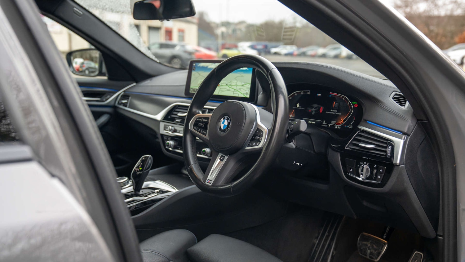 Used BMW 5 Series 2022 for sale - 77934079: Photo 2