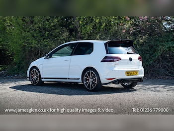 Used Volkswagen Golf 2017 for sale - 78381381: Photo