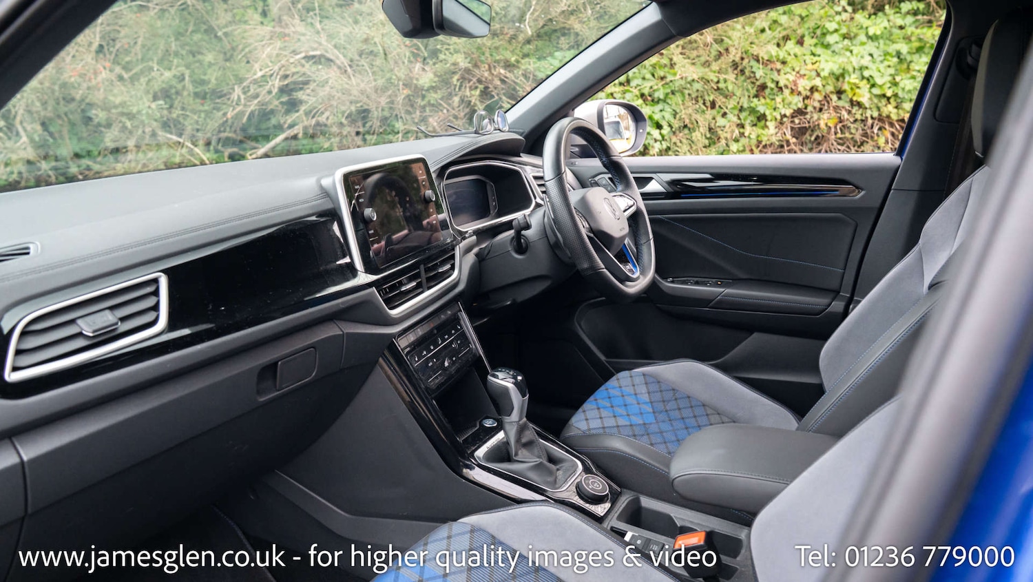 Used Volkswagen T-Roc 2023 for sale - 77650480: Photo 13