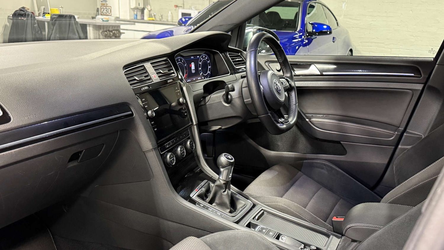 Used Volkswagen Golf 2017 for sale - 77421198: Photo 7