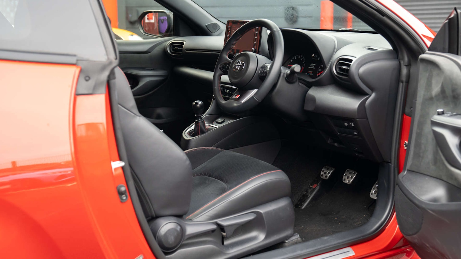 Used Toyota Yaris 2021 for sale - 77821679: Photo 2