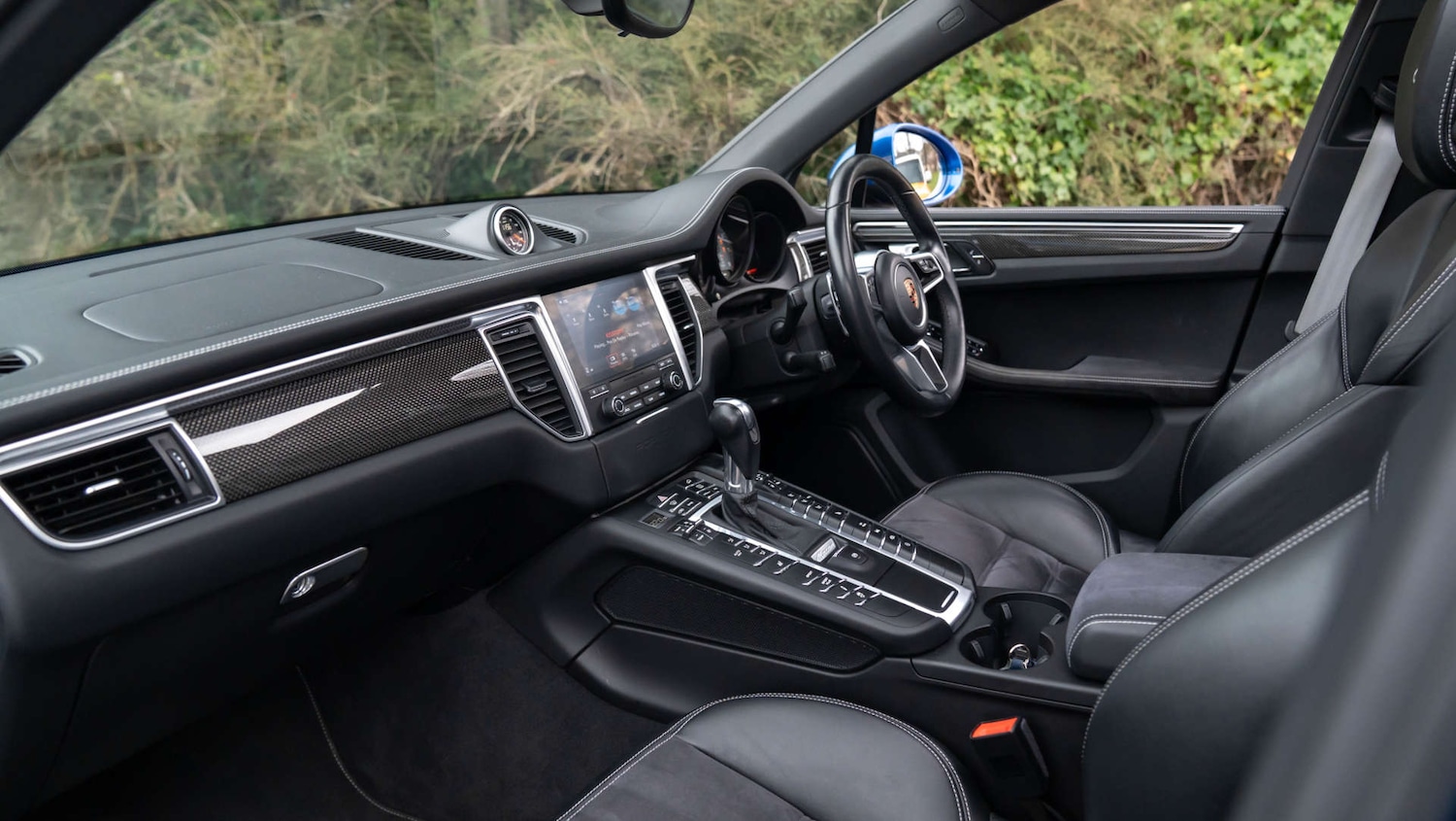 Used Porsche Macan 2018 for sale - 78165544: Photo 2