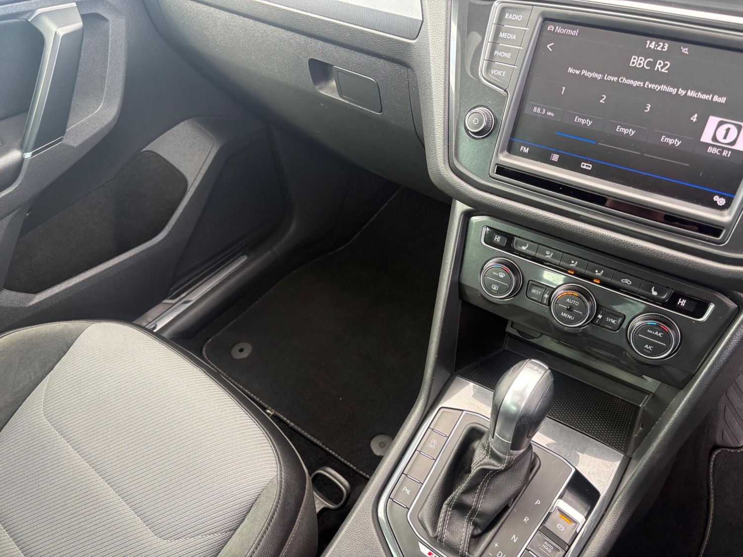 Used Volkswagen Tiguan 2017 for sale - 77892324: Photo 19