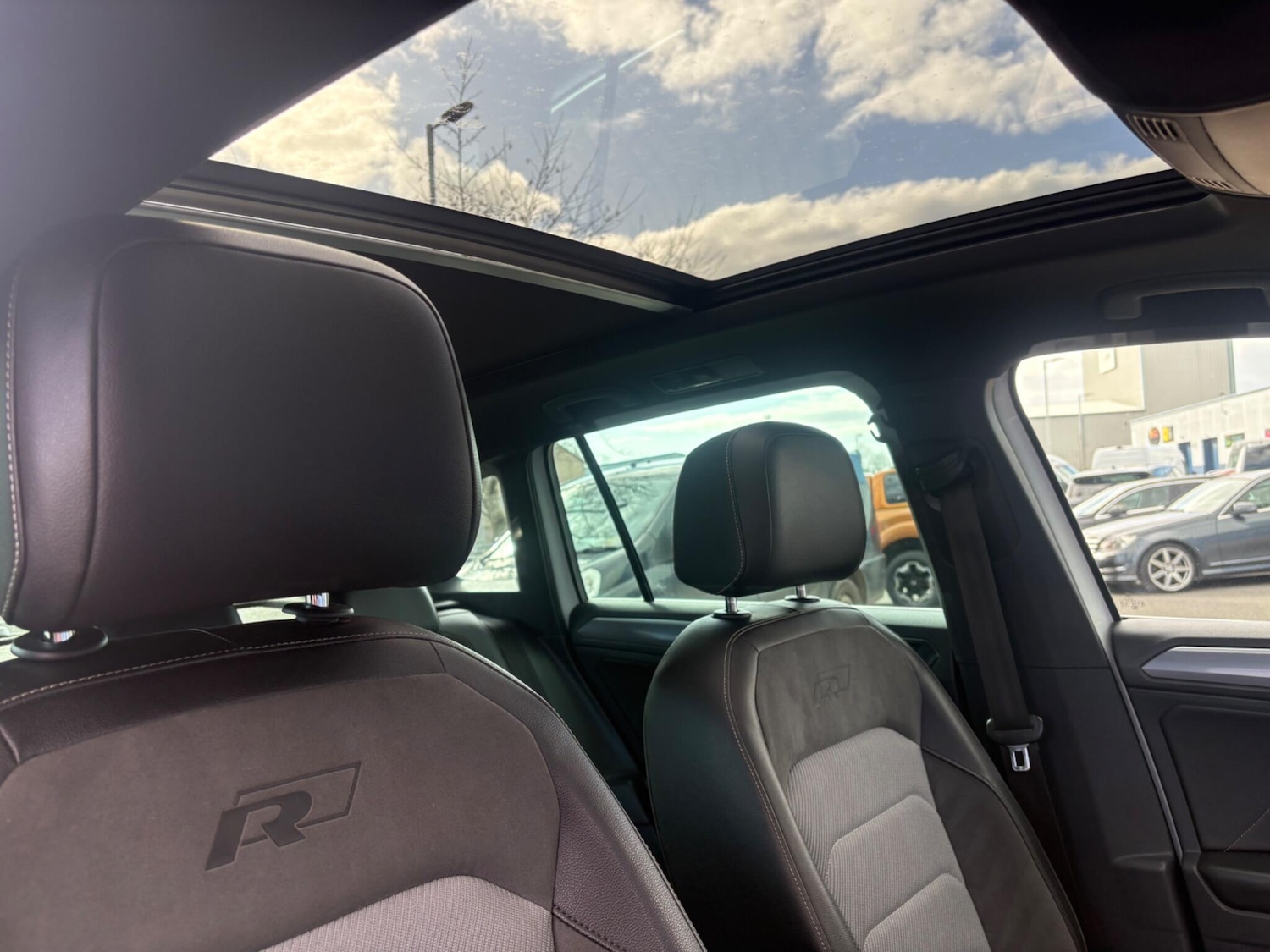 Used Volkswagen Tiguan 2017 for sale - 77892324: Photo 23