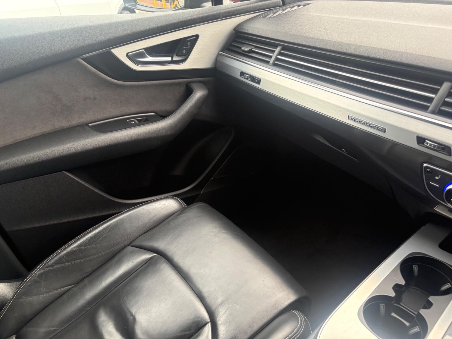 Used Audi SQ7 2017 for sale - 78034649: Photo 31