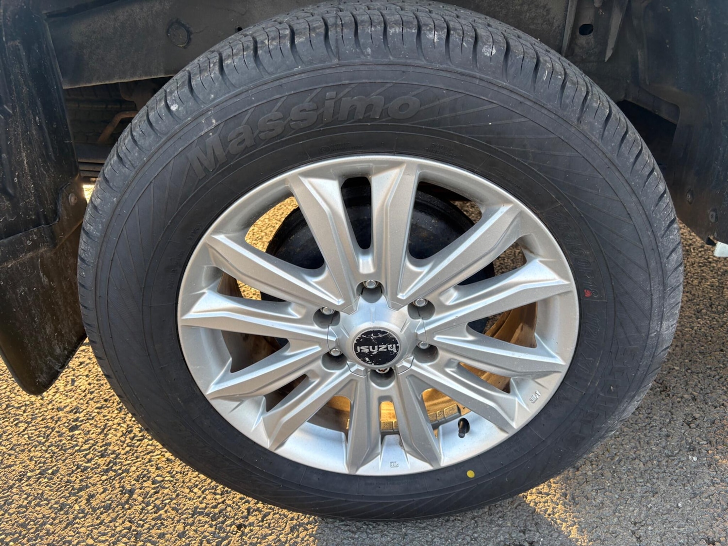 Used Isuzu D-Max 2019 for sale - 77940338: Photo 12