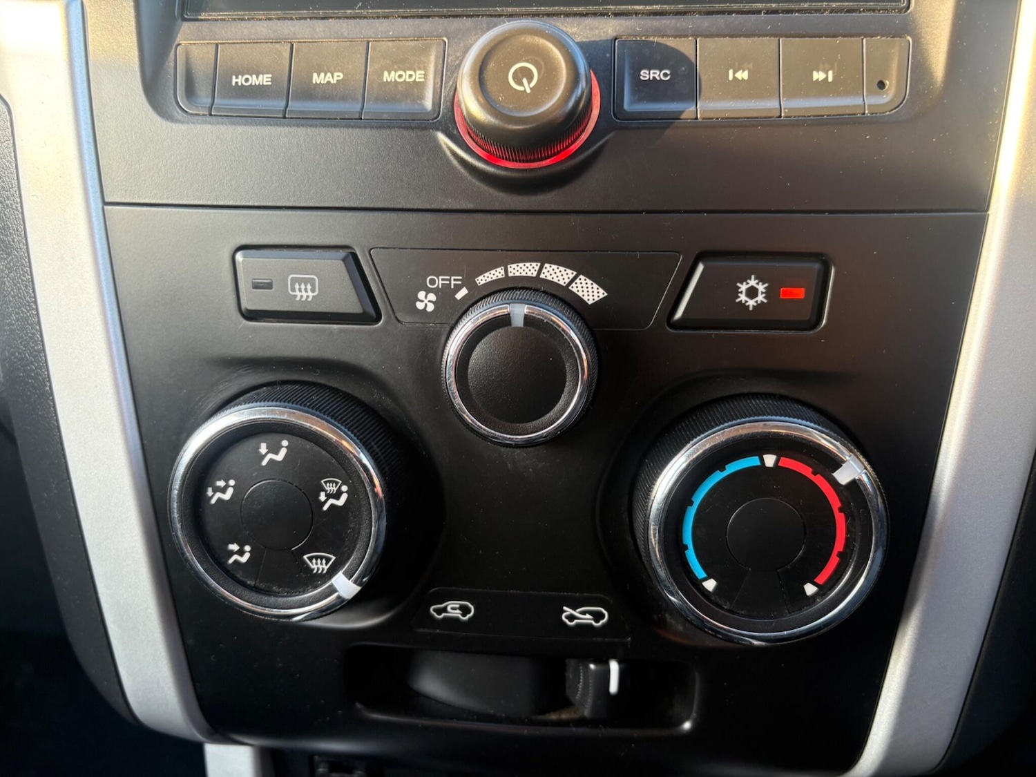 Used Isuzu D-Max 2019 for sale - 77940338: Photo 18