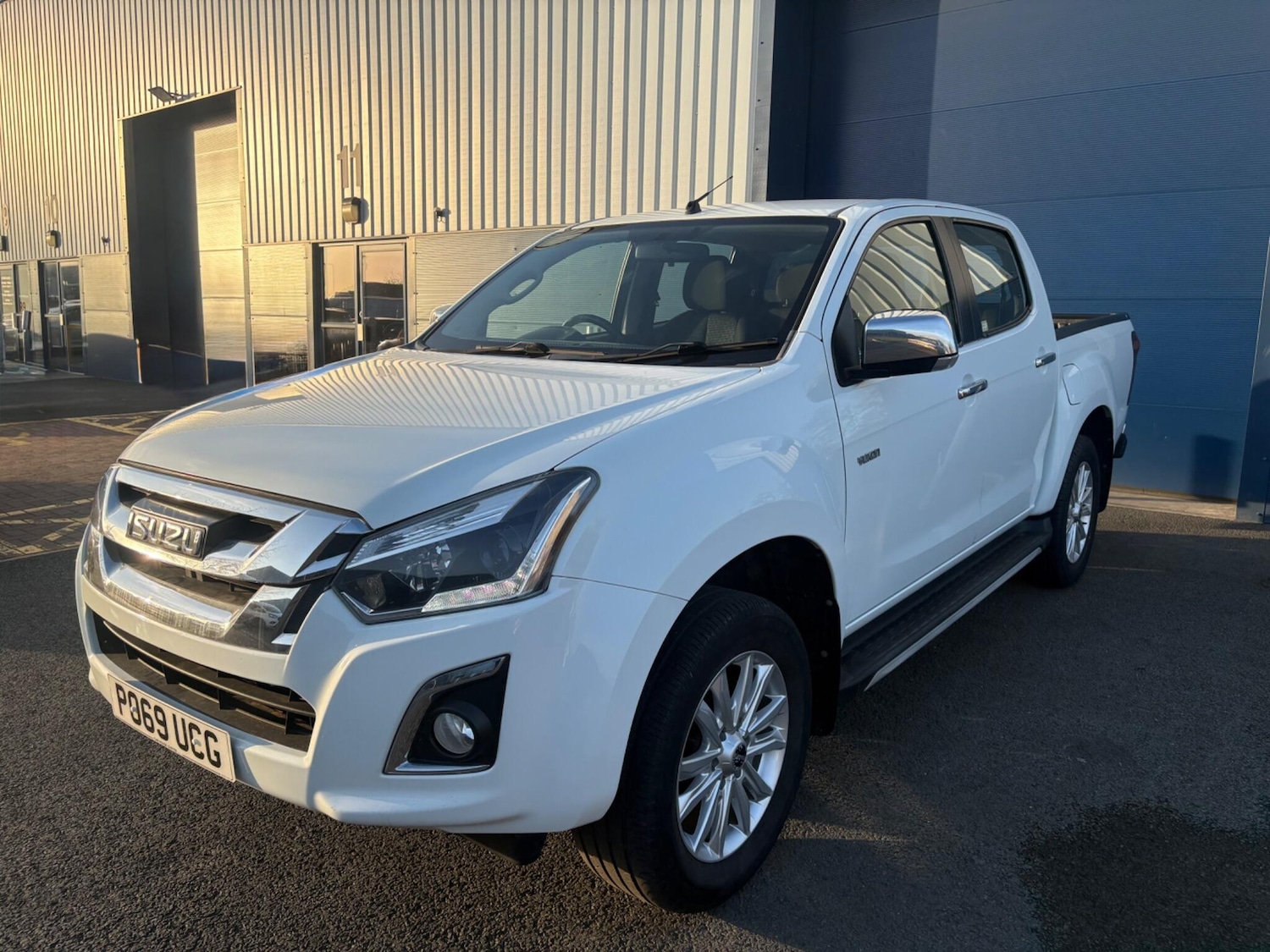 Used Isuzu D-Max 2019 for sale - 77940338: Photo 7
