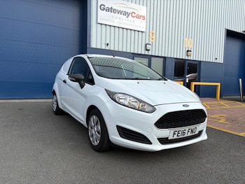 Used Ford Fiesta 2016 for sale - 76239820: Photo