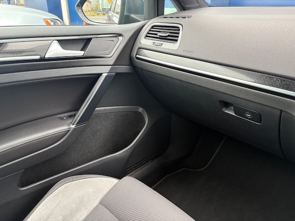 Used Volkswagen Golf 2015 for sale - 76306662: Photo 21