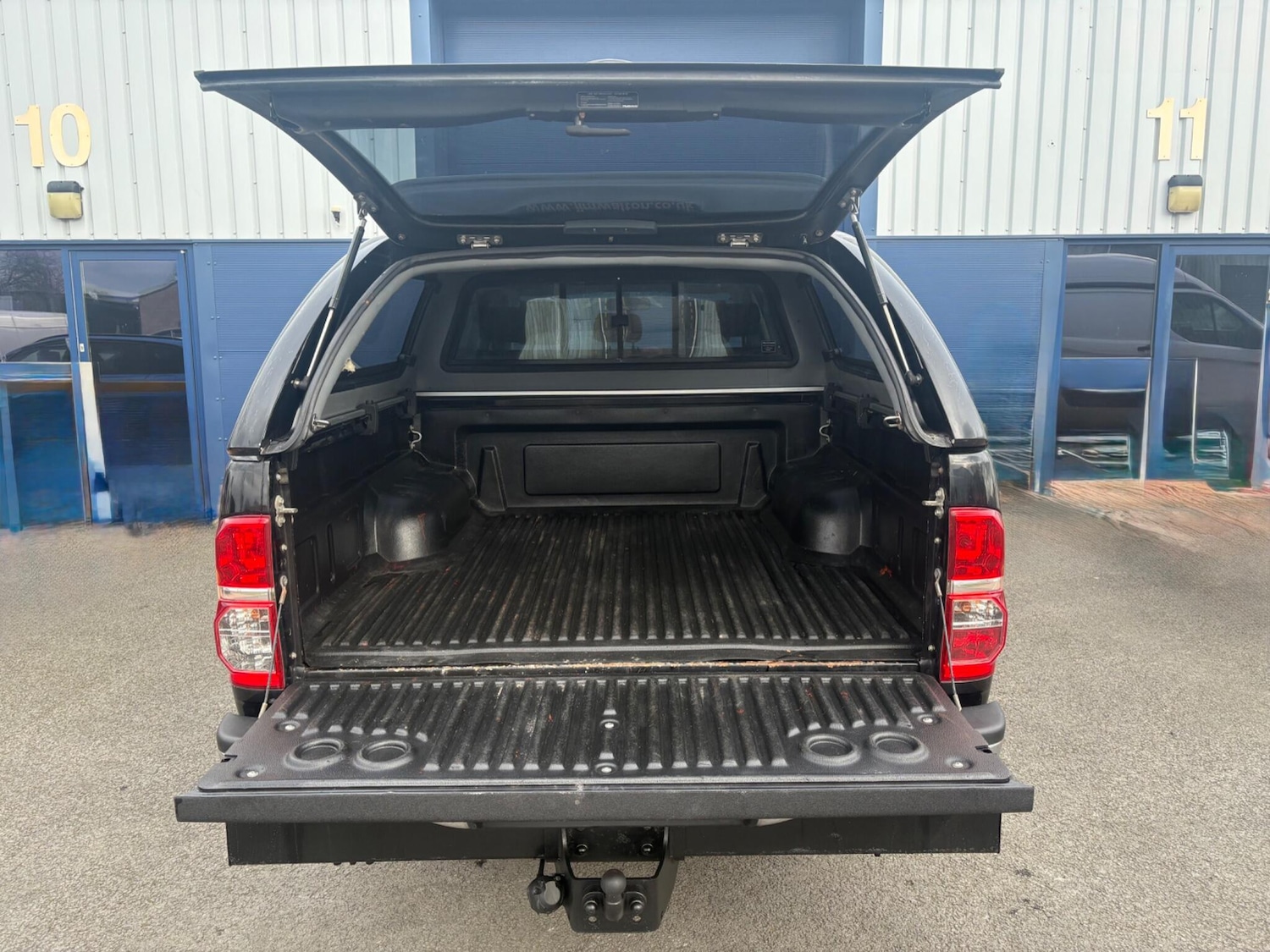 Used Toyota Hilux 2015 for sale - 77598020: Photo 12