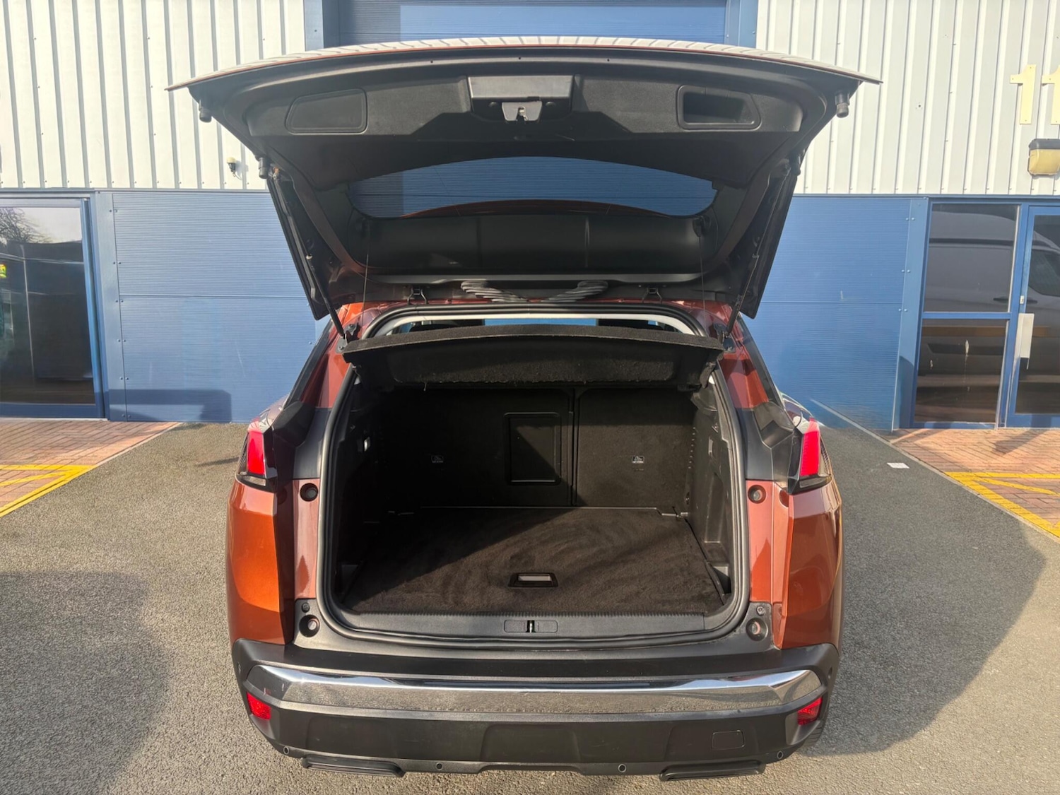 Used Peugeot 3008 2017 for sale - 77970323: Photo 12