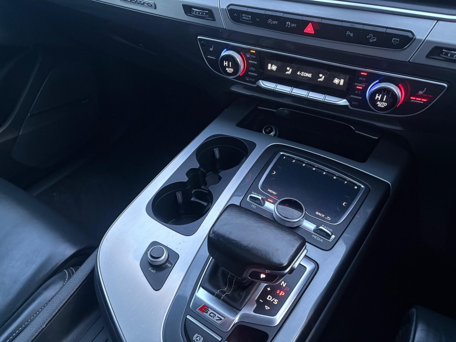 Used Audi SQ7 2017 for sale - 77142972: Photo 16