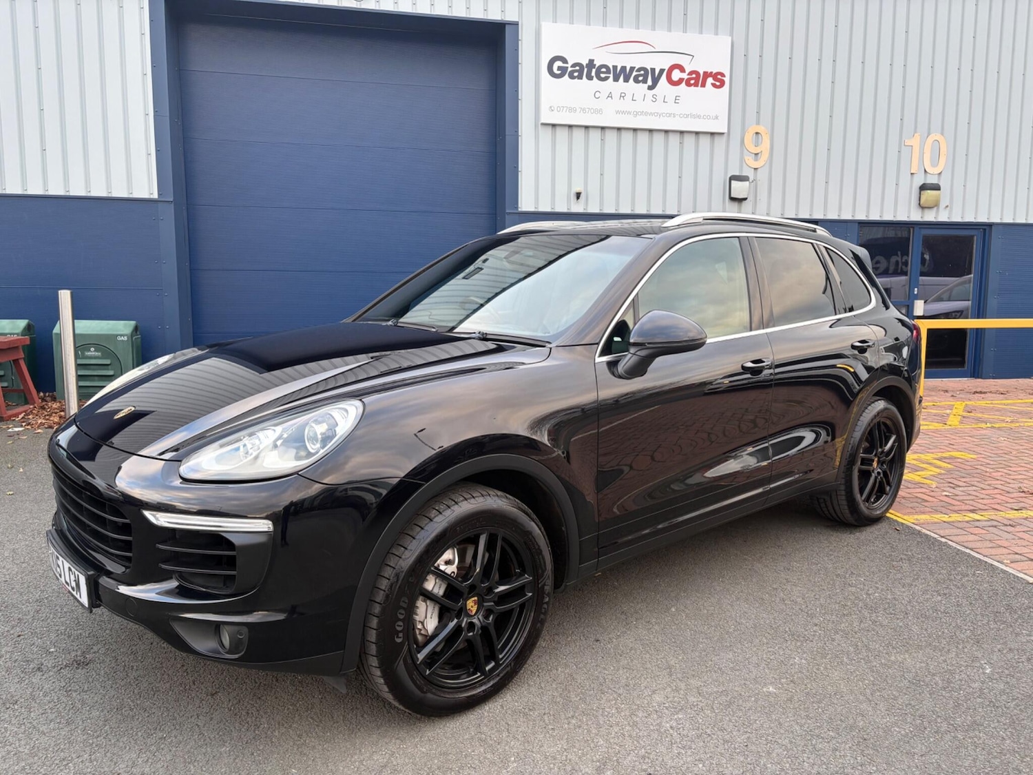 Used Porsche Cayenne 2015 for sale - 76645728: Photo 11