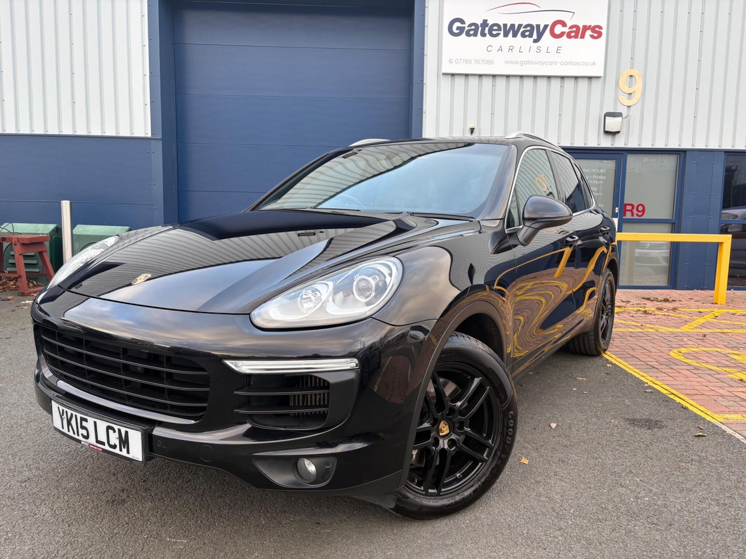 Used Porsche Cayenne 2015 for sale - 76645728: Photo 9