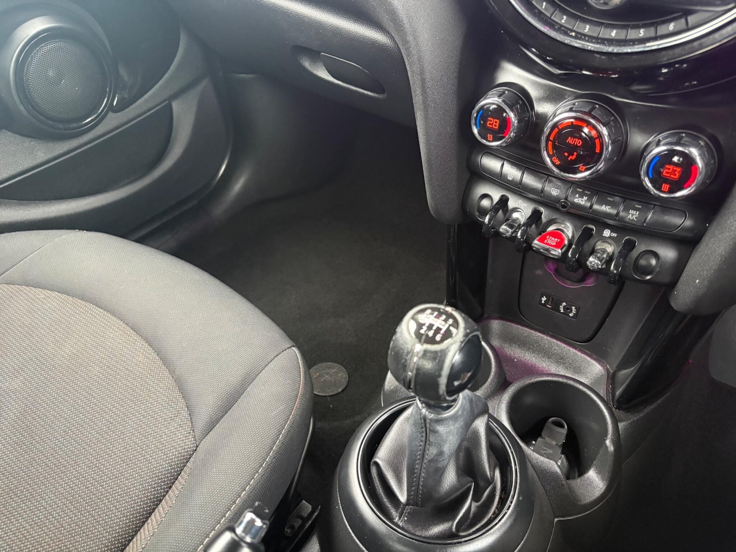 Used MINI Hatch 2015 for sale - 78086376: Photo 25