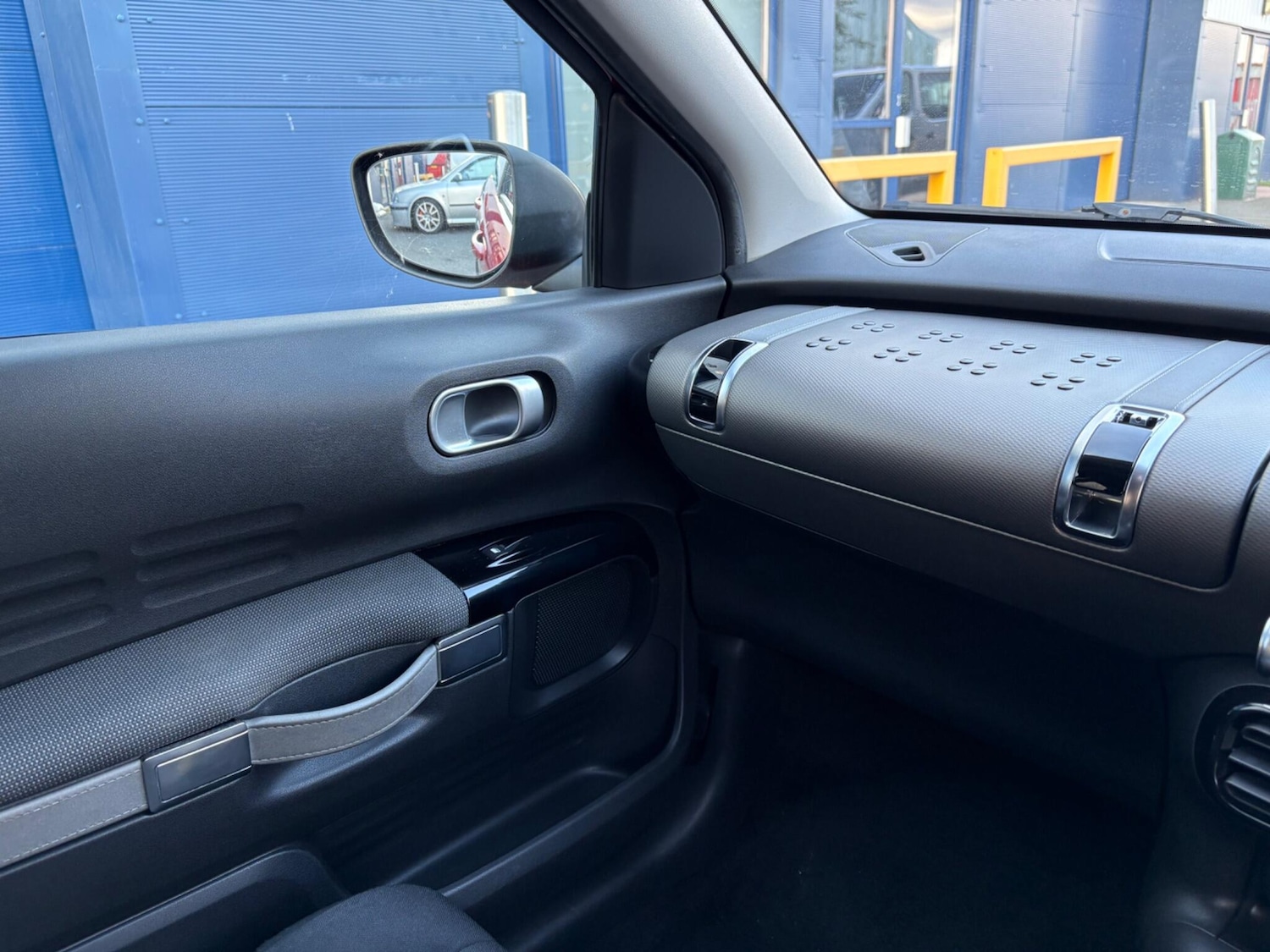 Used Citroen C4 Cactus 2015 for sale - 76024791: Photo 16