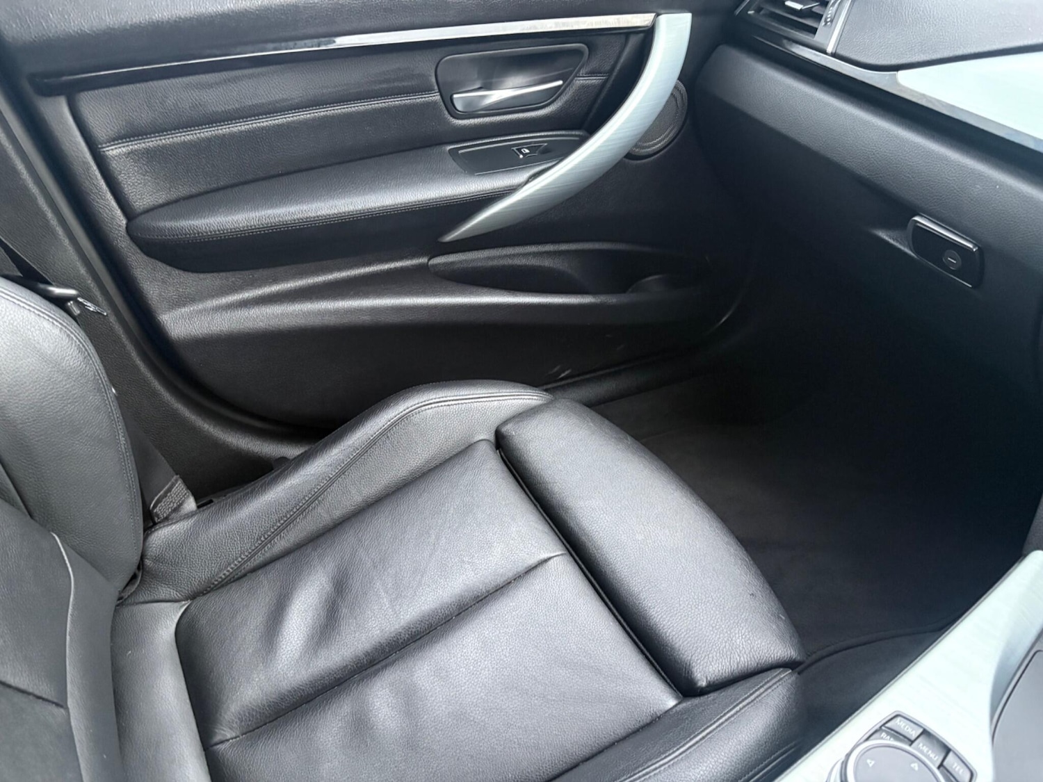 Used BMW 3 Series 2016 for sale - 77203243: Photo 15