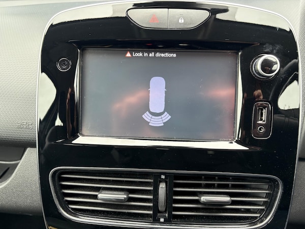 Used Renault Clio 2018 for sale - 76167012: Photo 17