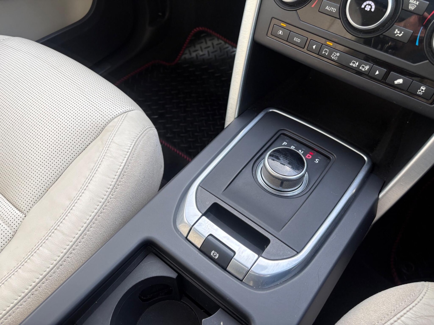 Used Land Rover Discovery Sport 2016 for sale - 77163344: Photo 20