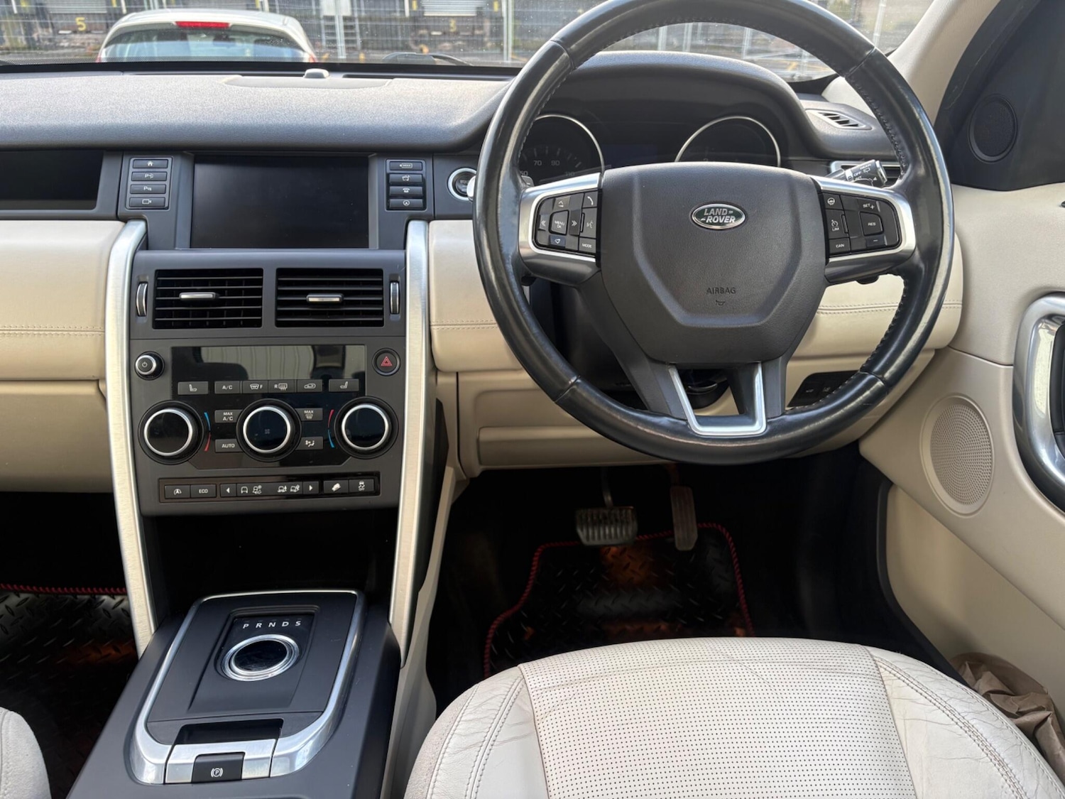 Used Land Rover Discovery Sport 2016 for sale - 77163344: Photo 26