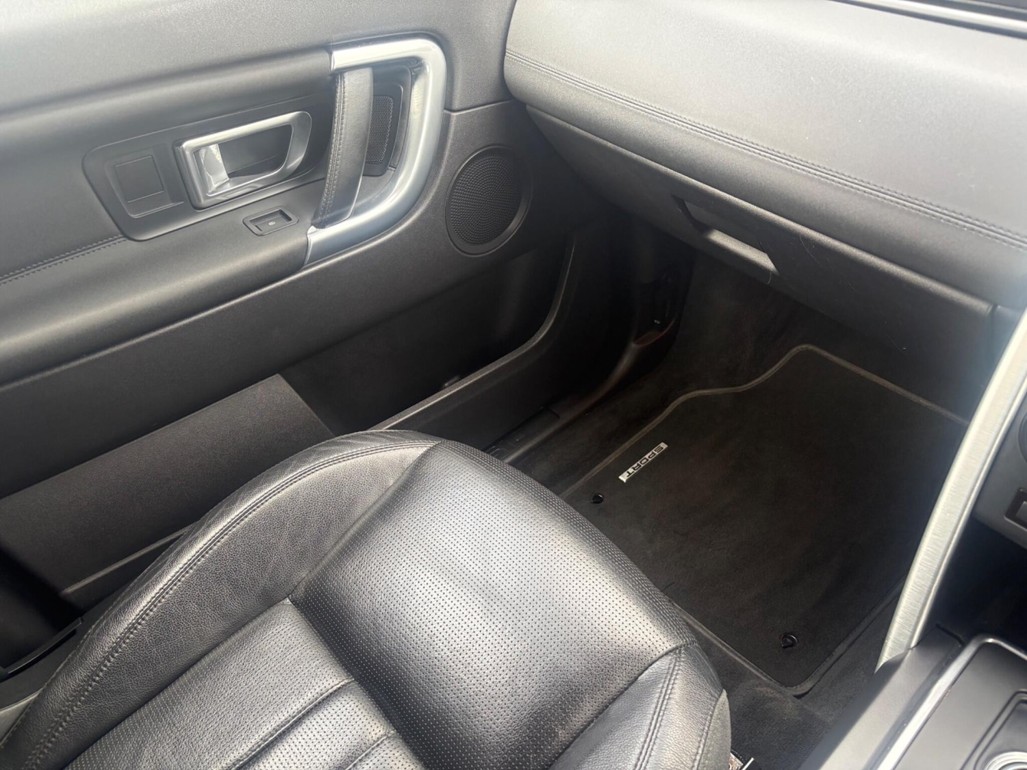 Used Land Rover Discovery Sport for sale - 78128013: Photo 20