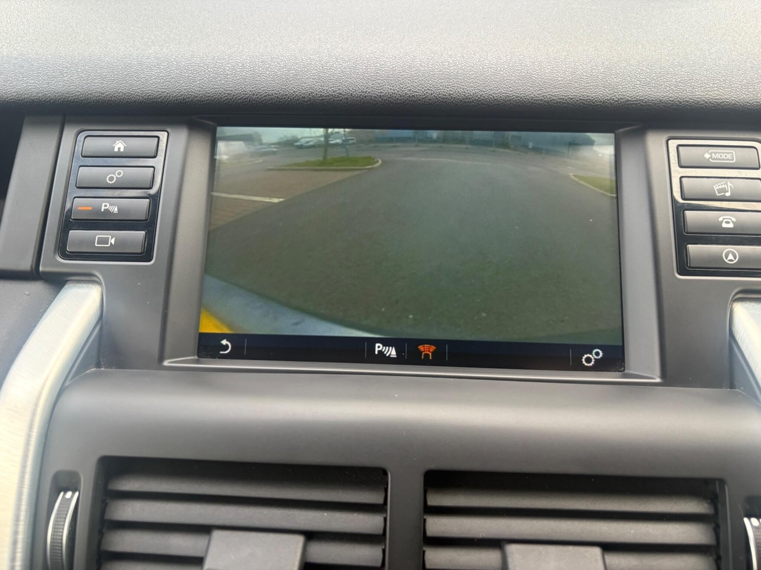 Used Land Rover Discovery Sport for sale - 78128013: Photo 21